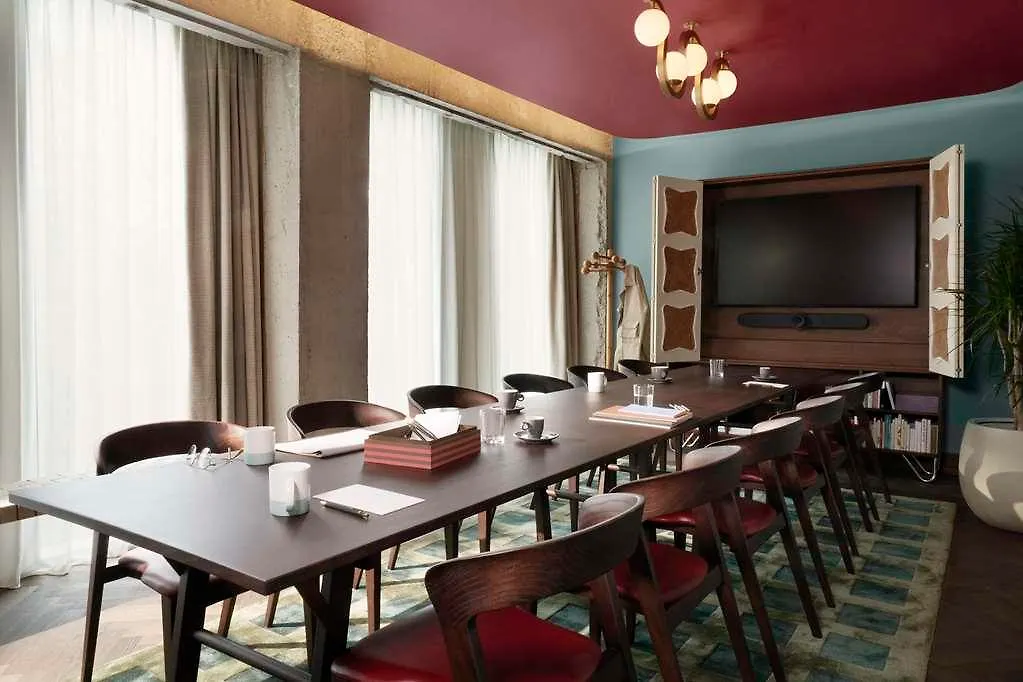 The Hoxton, Brussels Hotel Saint-Josse-ten-Noode 4*,